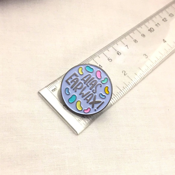 🍏50% OFF/3+...ALAS EAR WAX! Pin (Harry Potter) - Picture 3 of 6